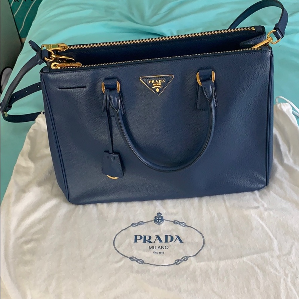 Prada Saffiano Bag Medium